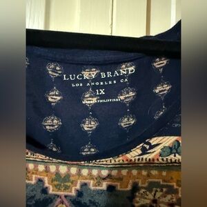 Lucky Brand Women’s Navy and Multicolor Short Sleeve Tee